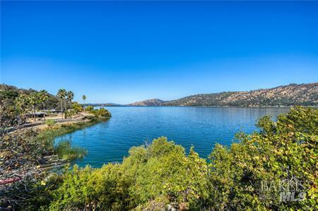 10560 North Drive Clearlake CA 95422