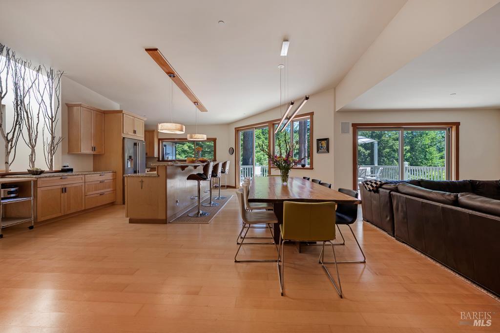21995-21997 Ansel Court Jenner CA 95450