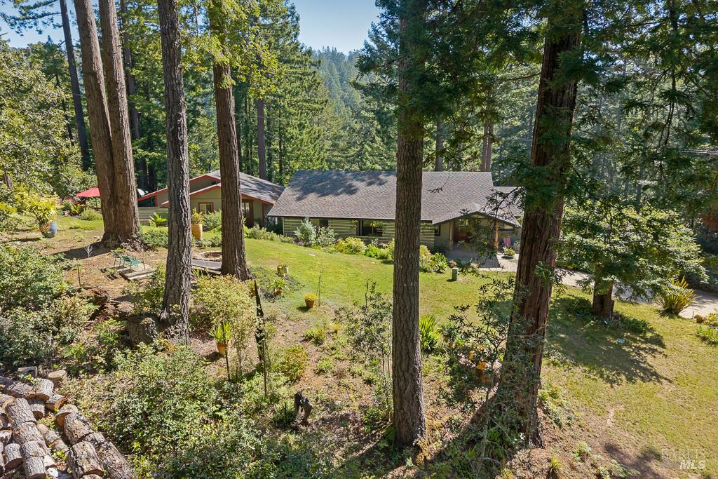 21995-21997 Ansel Court Jenner CA 95450