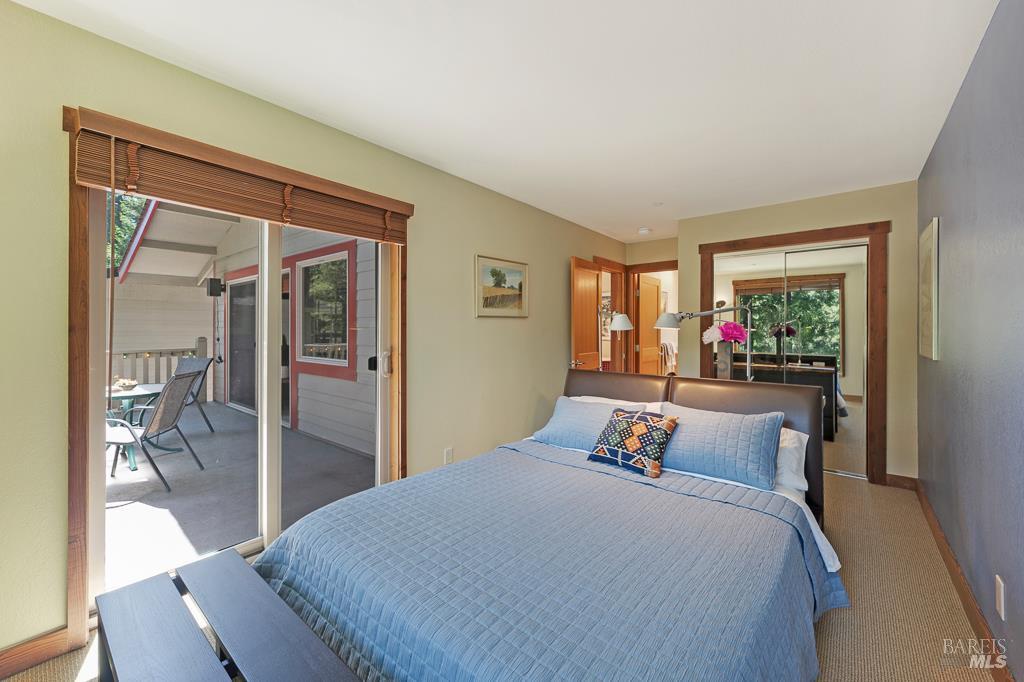 21995-21997 Ansel Court Jenner CA 95450