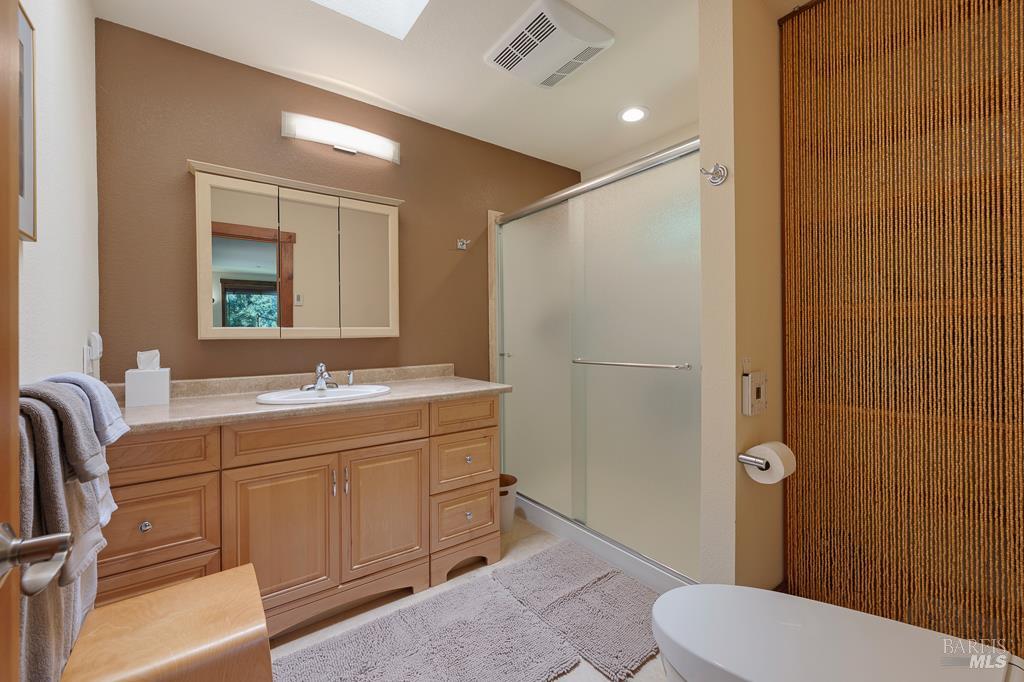 21995-21997 Ansel Court Jenner CA 95450