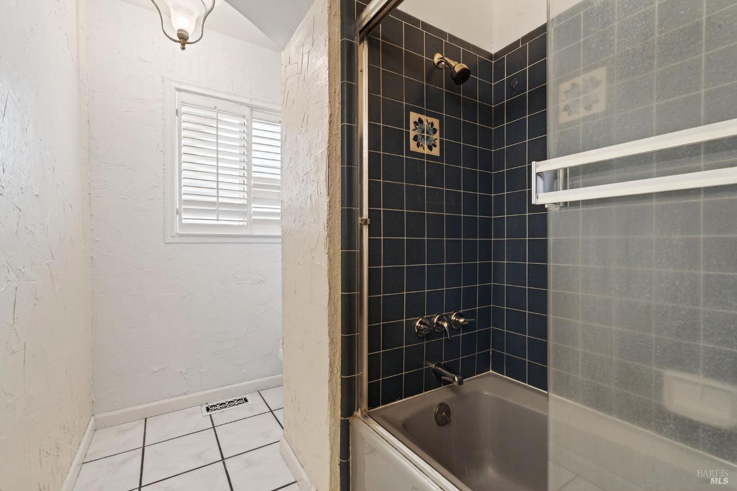 9271 Colony Drive Redwood Valley CA 95470