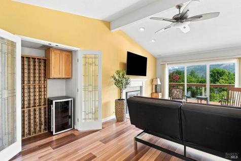 7103 Overlook Drive Santa Rosa CA 95409