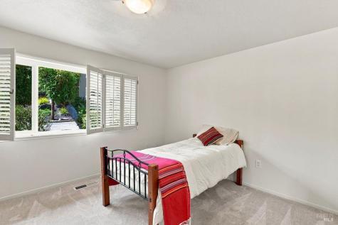 7103 Overlook Drive Santa Rosa CA 95409
