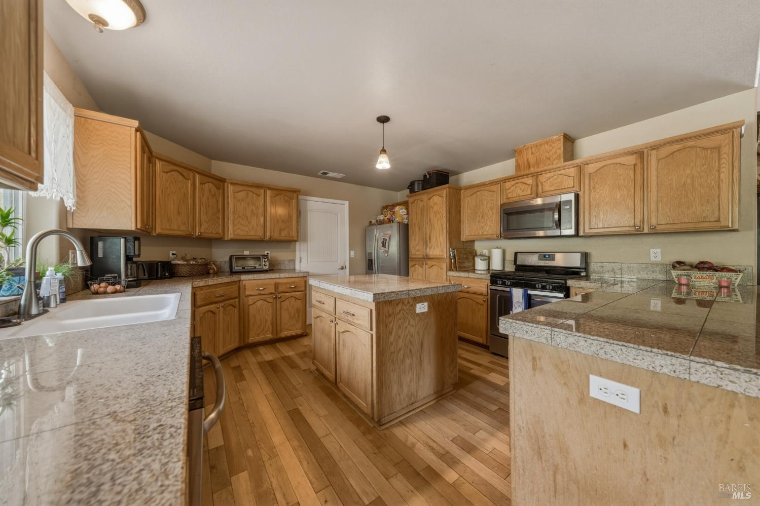 3409 Wolf Creek Road Clearlake Oaks CA 95423