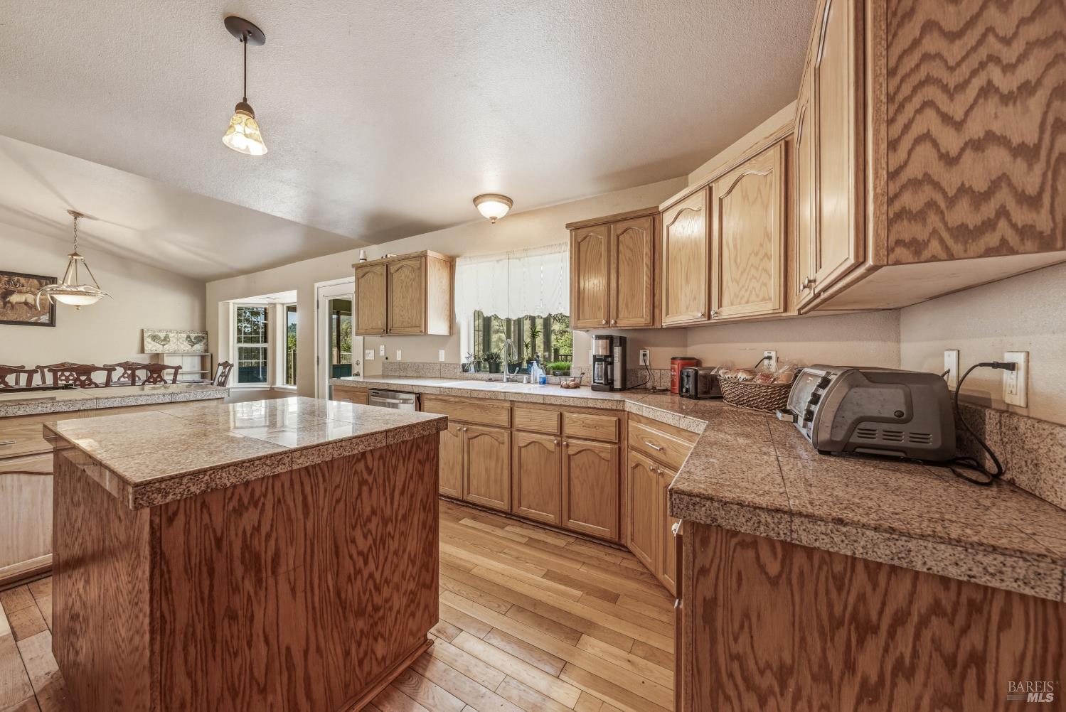 3409 Wolf Creek Road Clearlake Oaks CA 95423