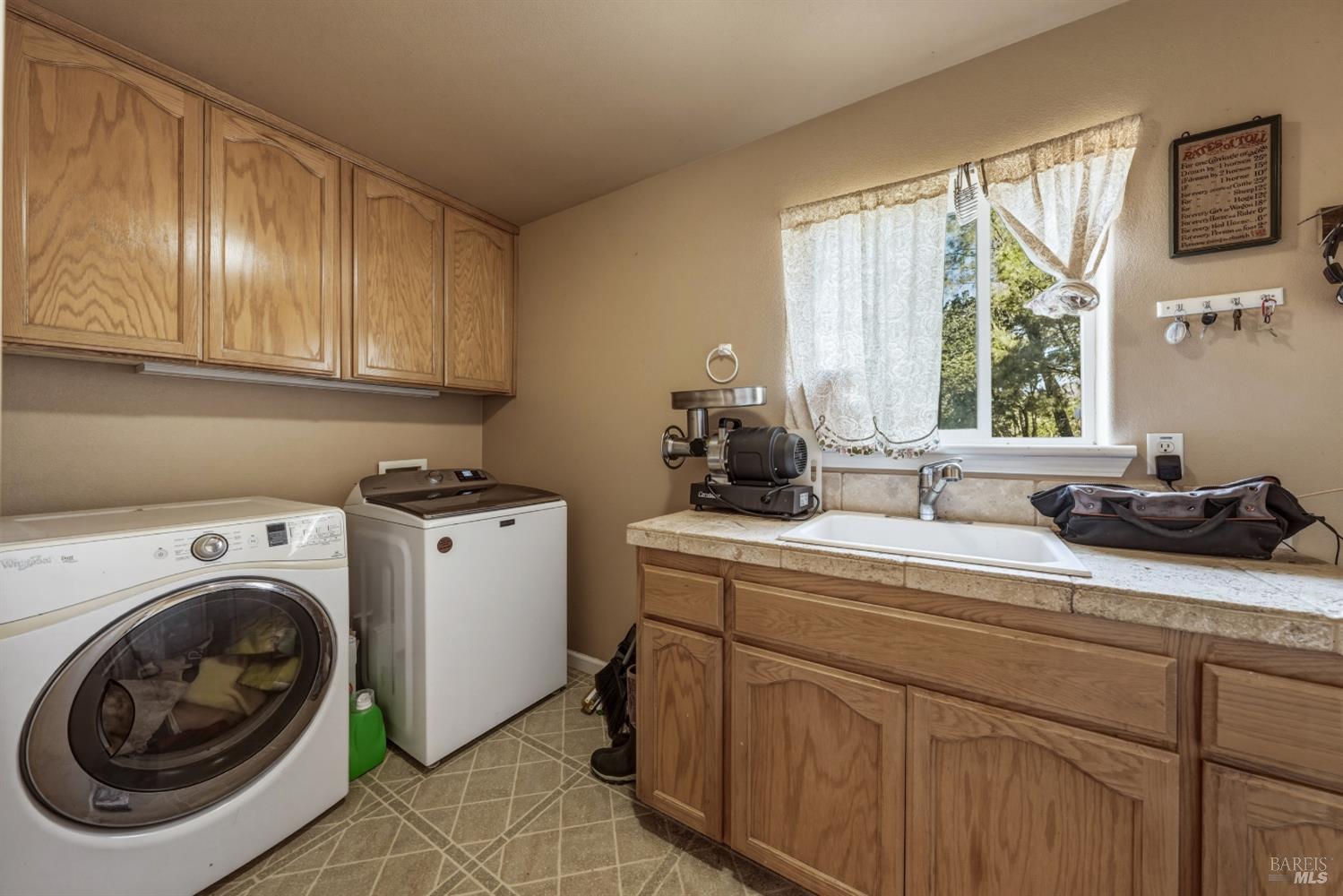 3409 Wolf Creek Road Clearlake Oaks CA 95423