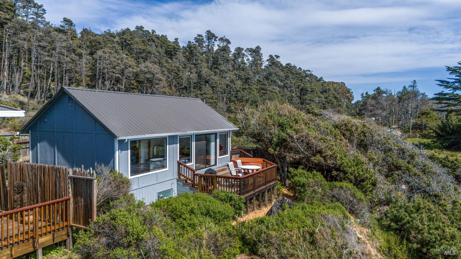 33500 S Highway 1 Gualala CA 95445