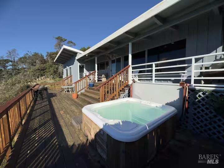 33500 S Highway 1 Gualala CA 95445