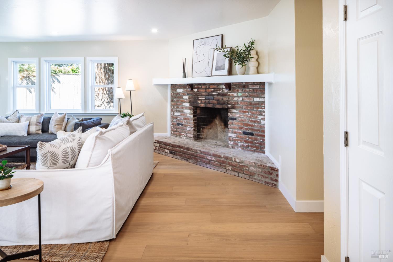 38 Volkers Drive Petaluma CA 94952