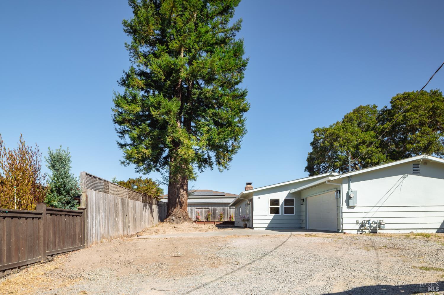 38 Volkers Drive Petaluma CA 94952