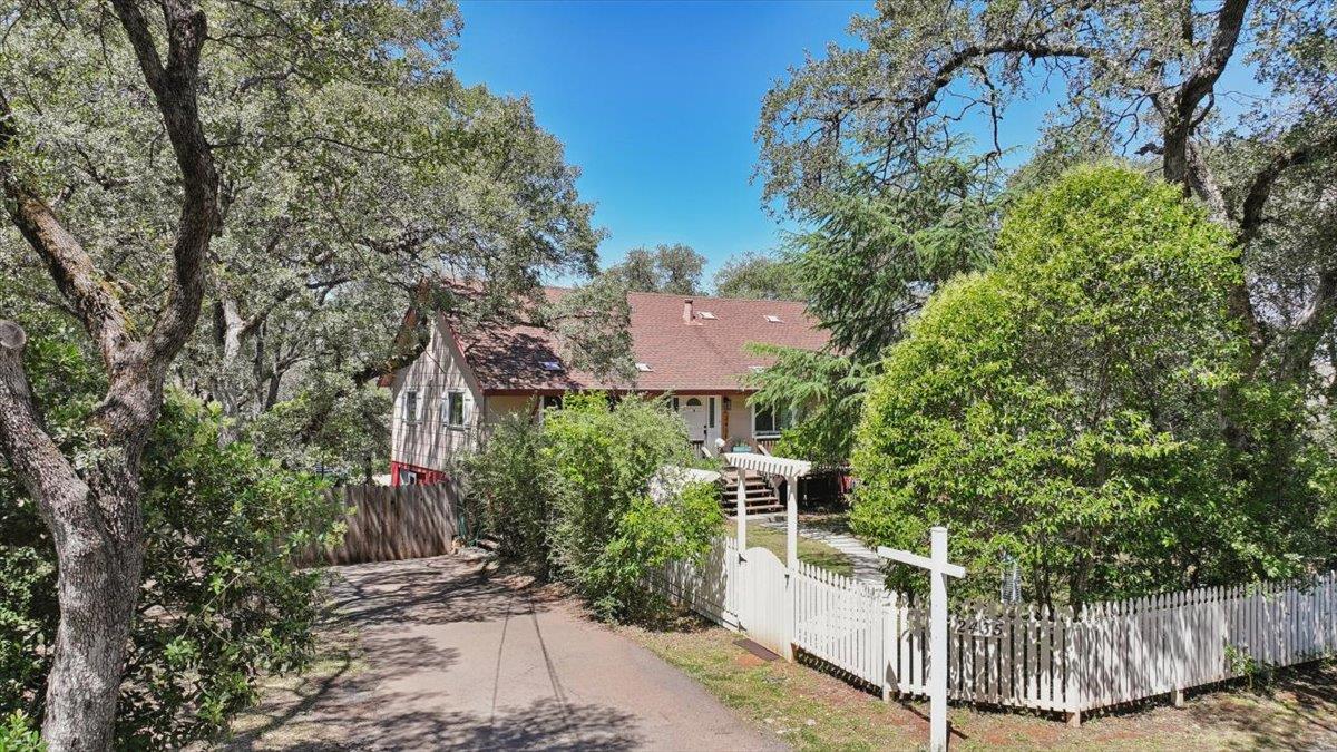 2435 Short Lane Auburn CA 95603