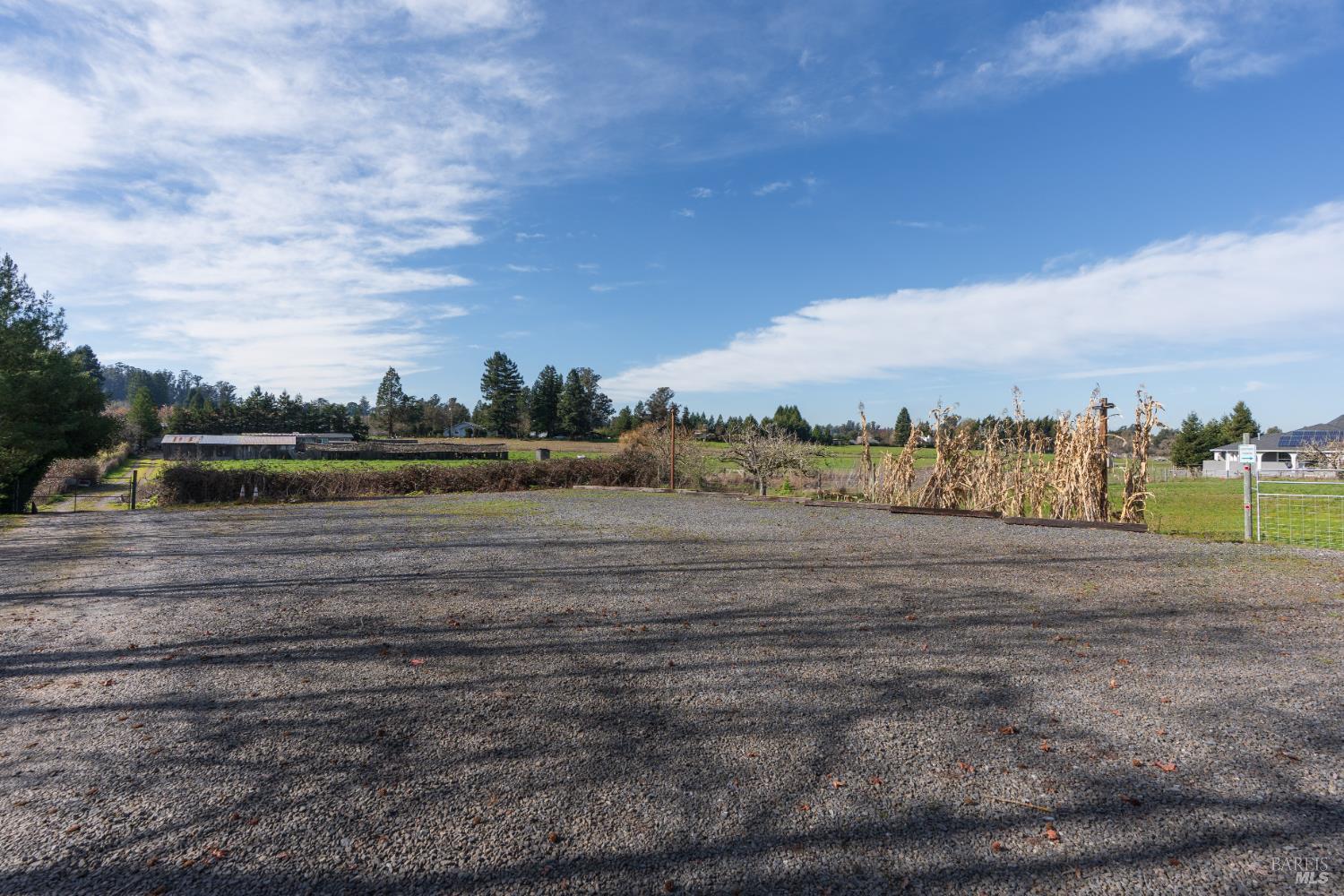5186-5220 Highway 116 Highway S Sebastopol CA 95472