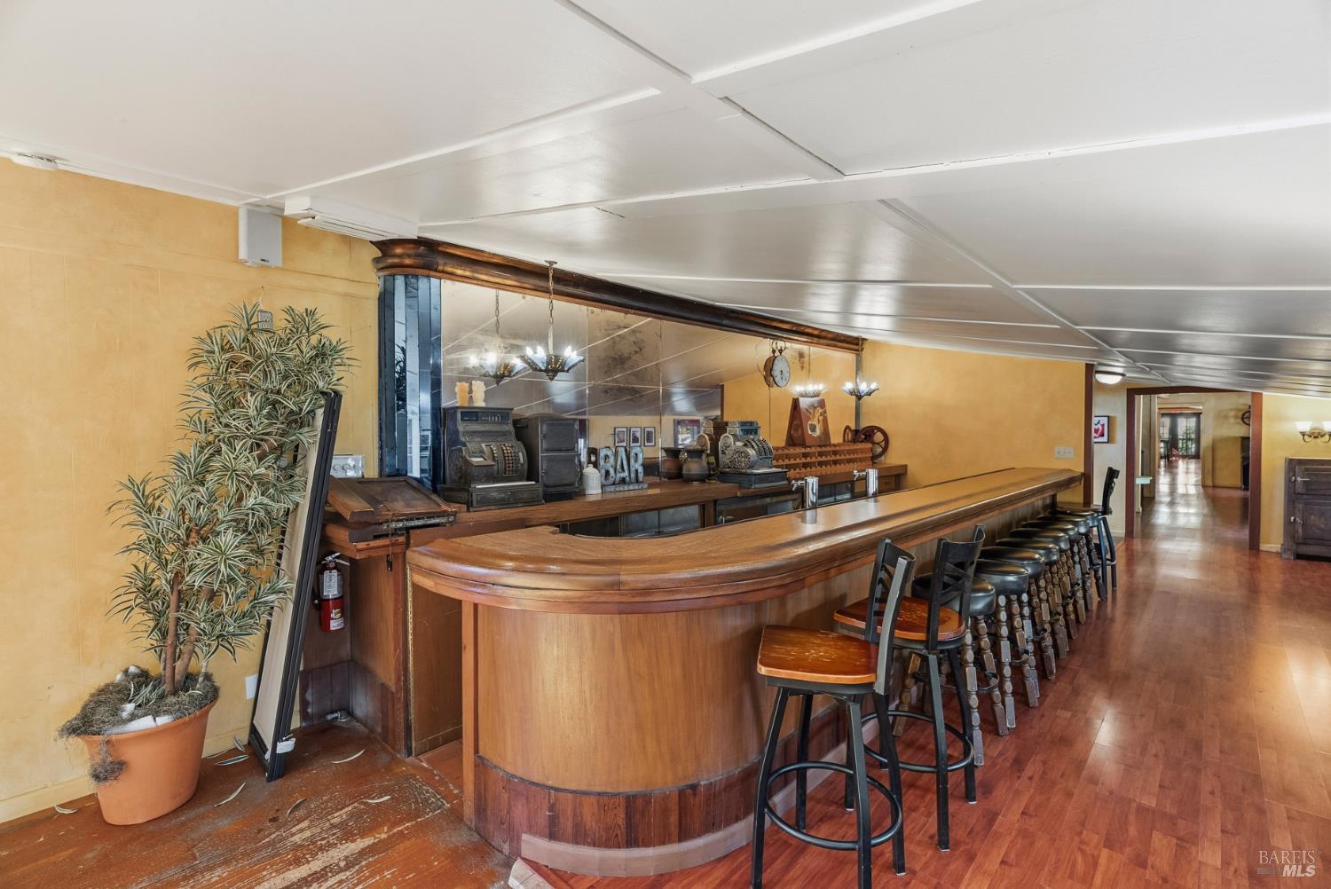 5186-5220 Highway 116 Highway S Sebastopol CA 95472