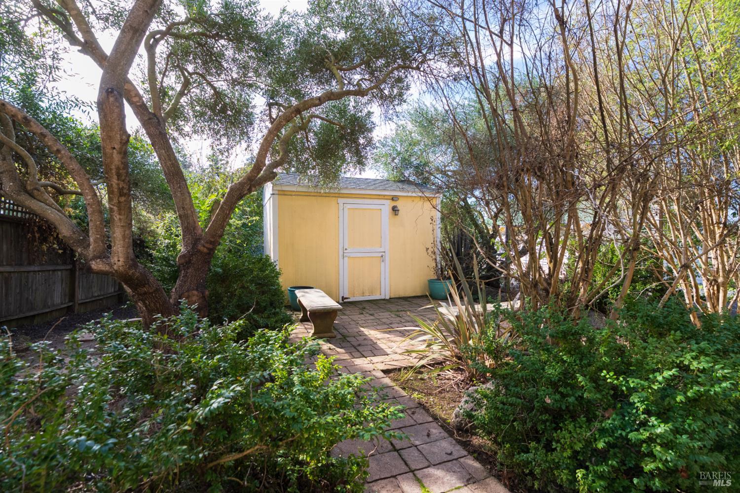 5186-5220 Highway 116 Highway S Sebastopol CA 95472
