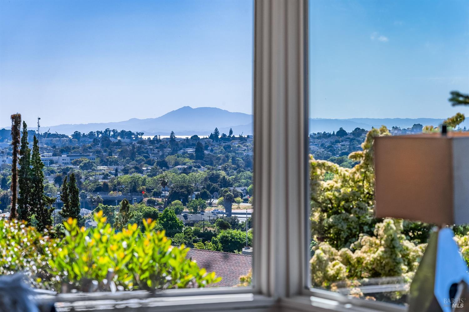 453 Clark Drive Vallejo CA 94591