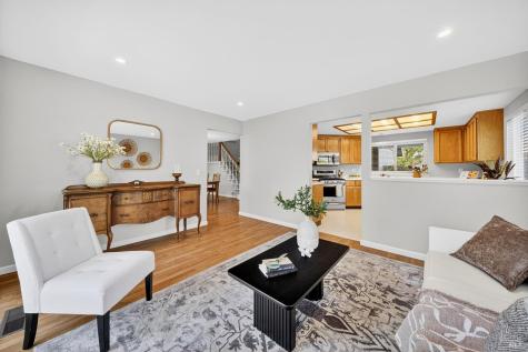 26 Jason Court Petaluma CA 94954