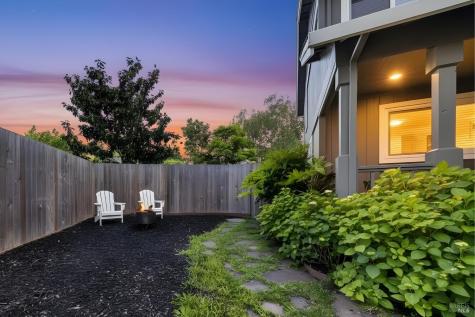 26 Jason Court Petaluma CA 94954