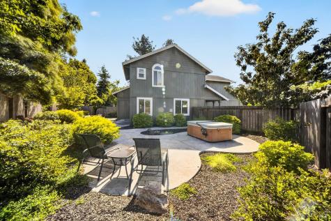 26 Jason Court Petaluma CA 94954