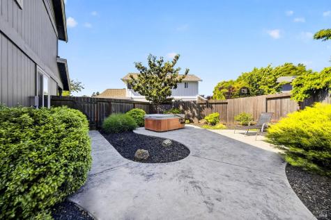26 Jason Court Petaluma CA 94954