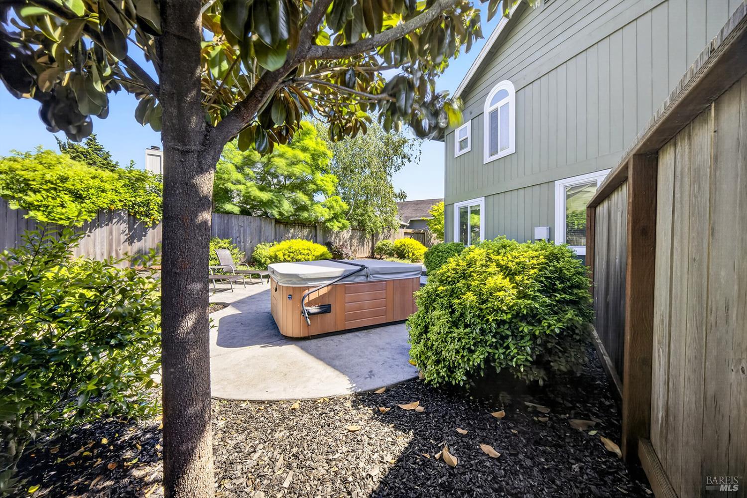 26 Jason Court Petaluma CA 94954