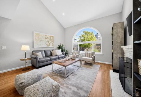 26 Jason Court Petaluma CA 94954