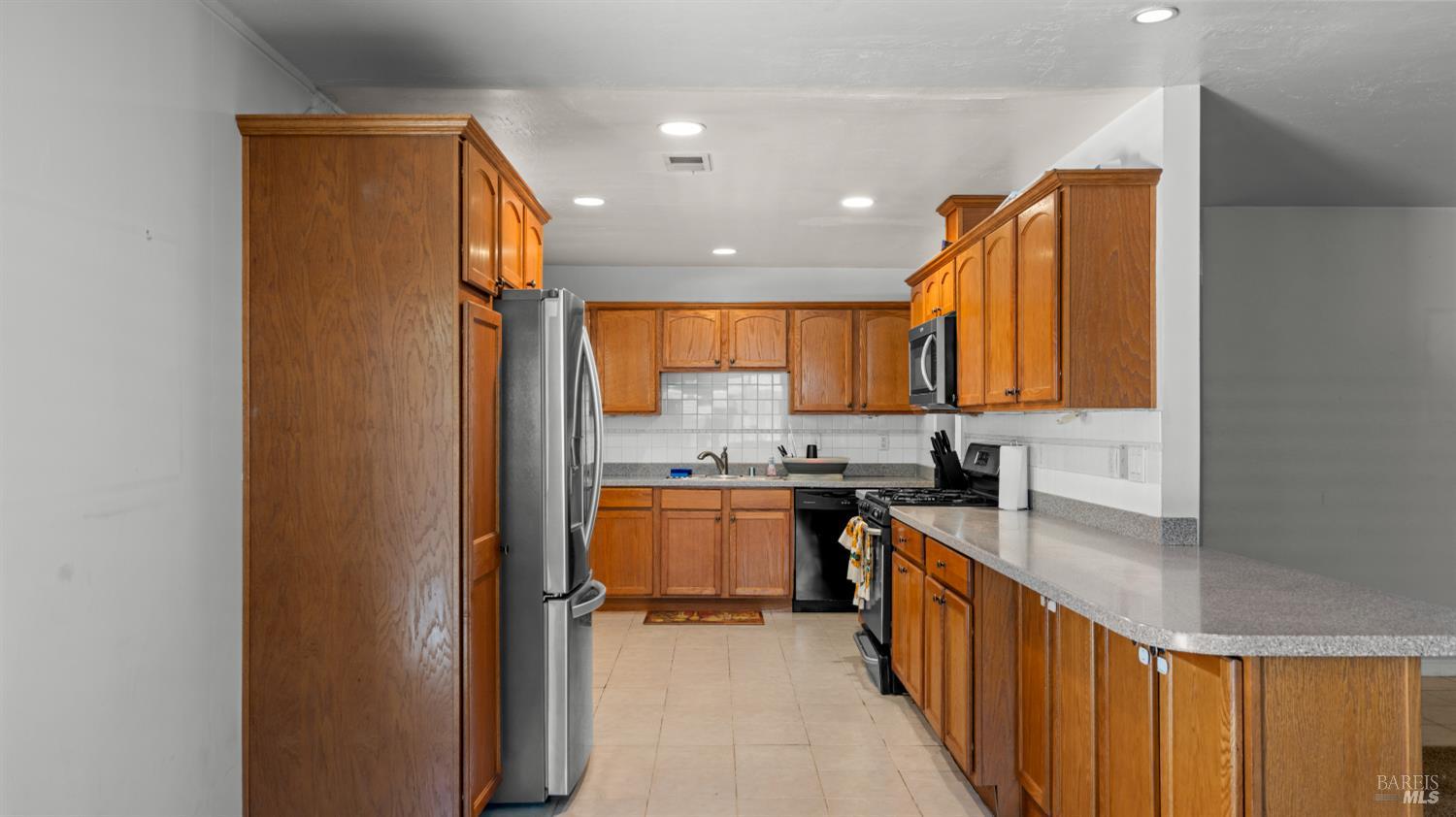 432 S Orchard Avenue Vacaville CA 95688