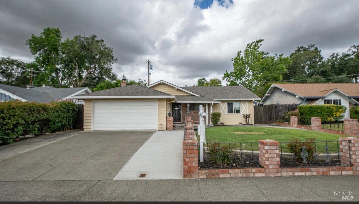432 S Orchard Avenue Vacaville CA 95688