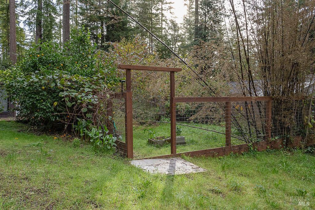 46151 Pacific Woods Road Gualala CA 95445