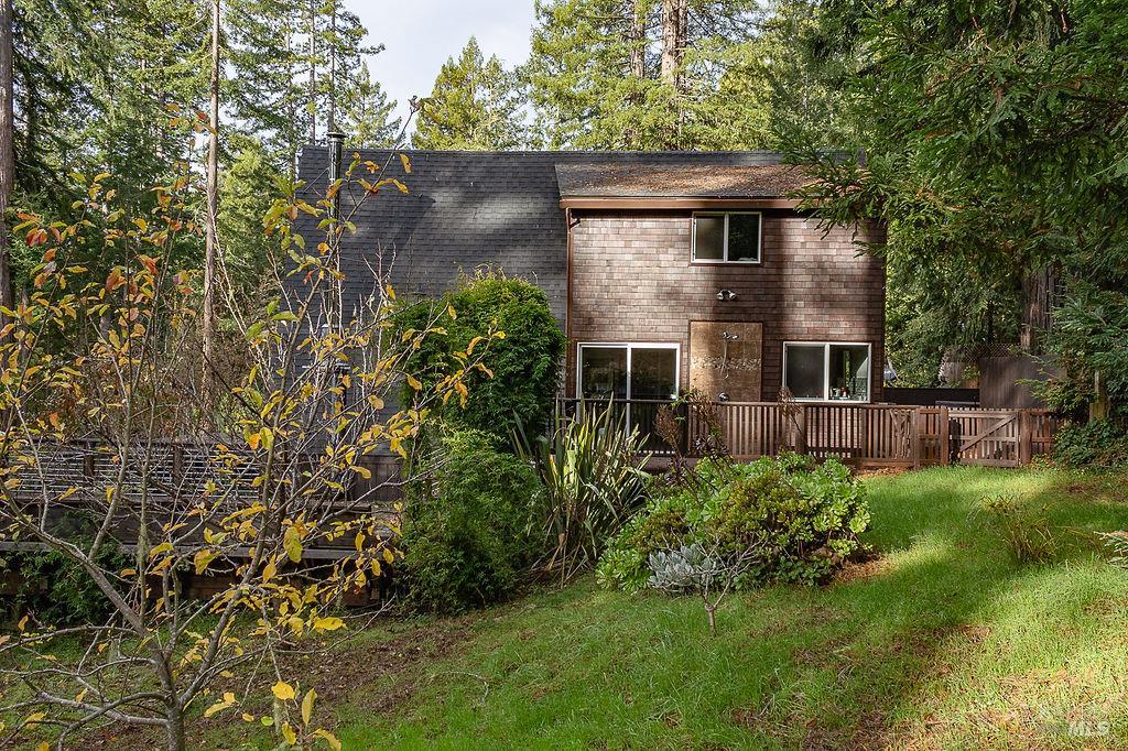 46151 Pacific Woods Road Gualala CA 95445