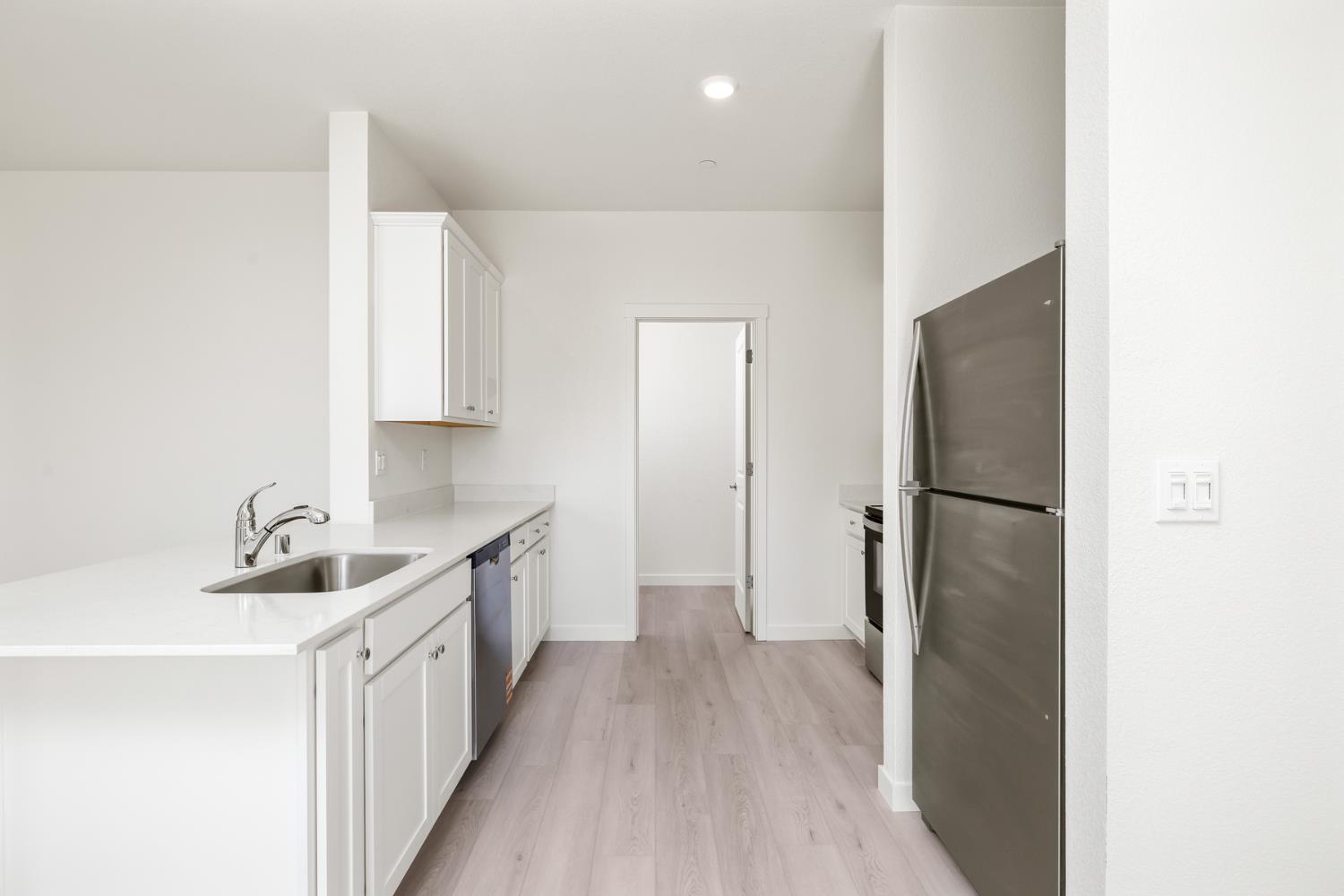2283 Ghirardelli Linda CA 95901