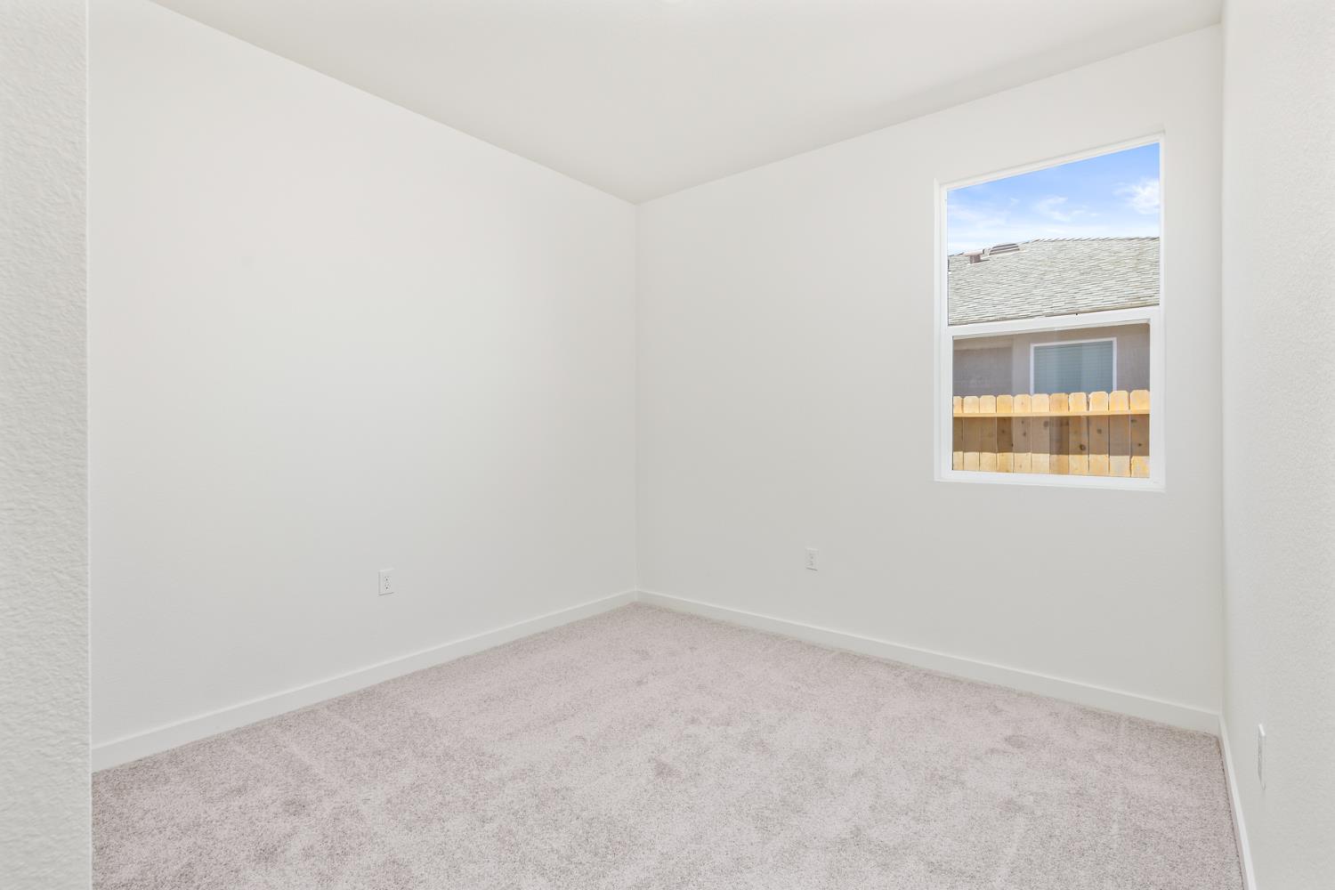 2283 Ghirardelli Linda CA 95901