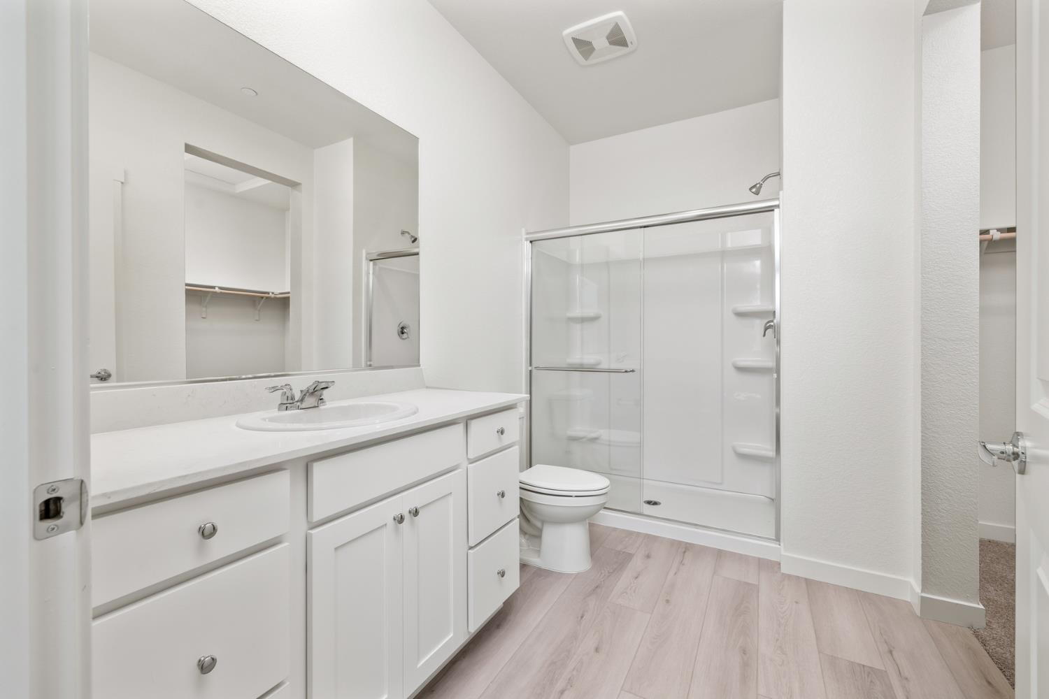 2283 Ghirardelli Linda CA 95901