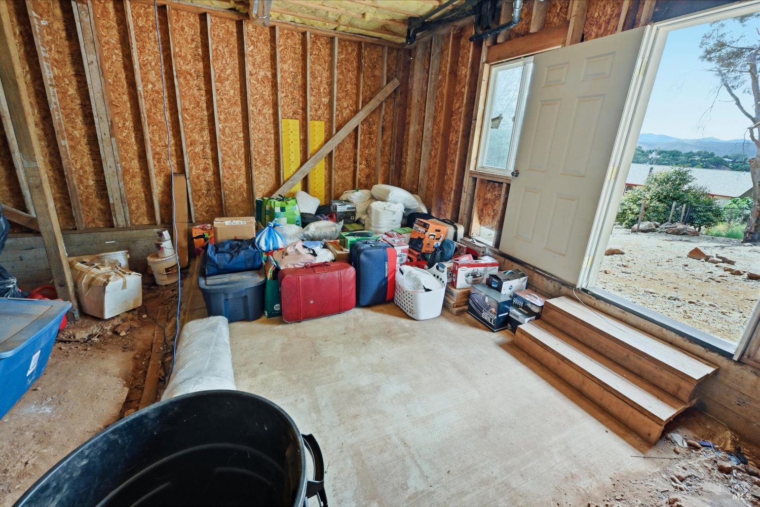 18685 Oak Grove Road Hidden Valley Lake CA 95467