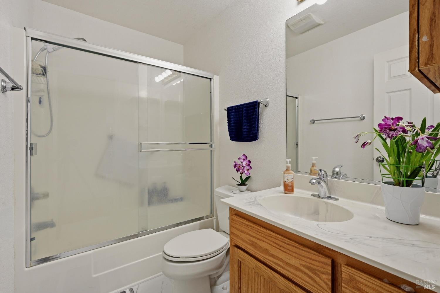 18685 Oak Grove Road Hidden Valley Lake CA 95467