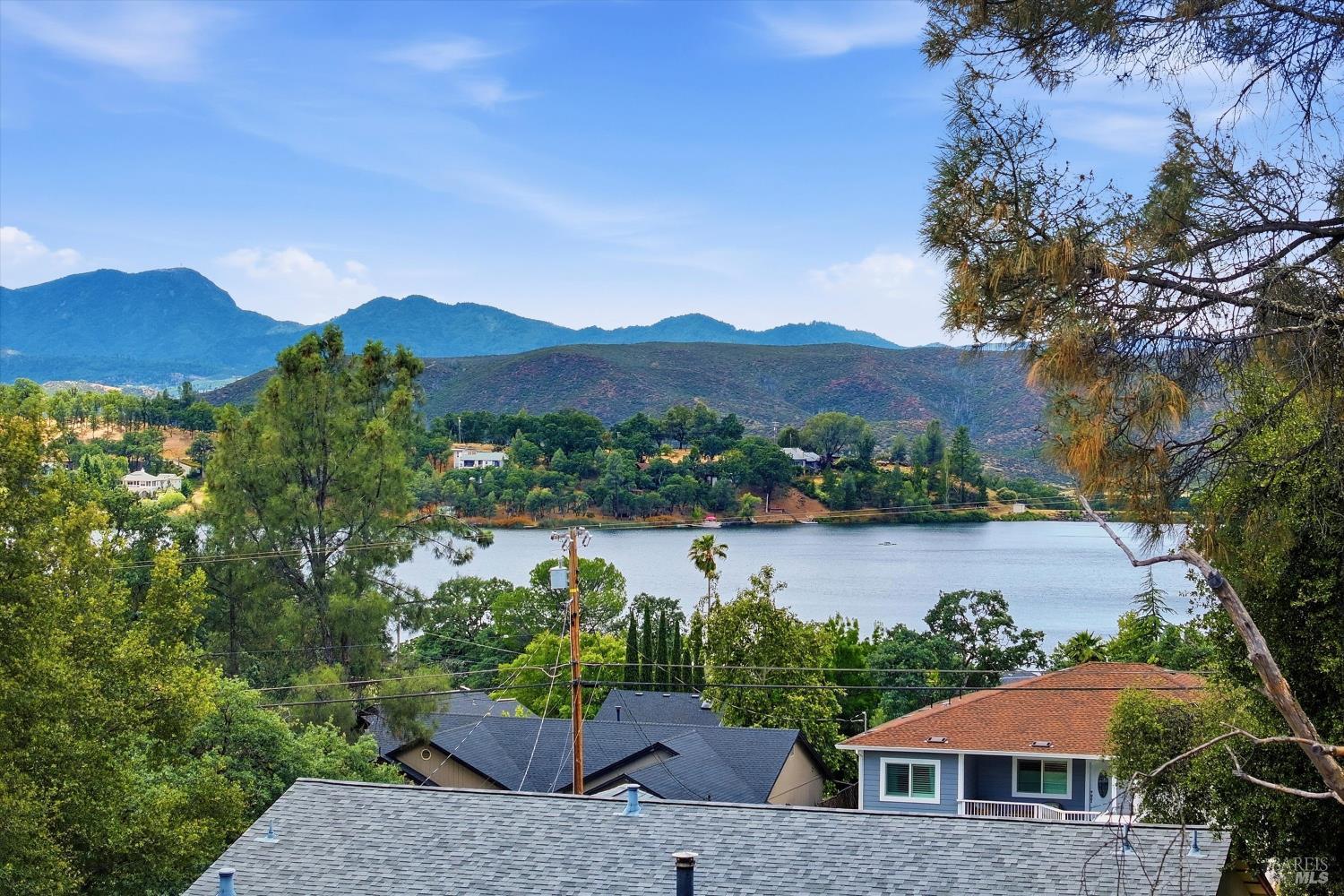 18685 Oak Grove Road Hidden Valley Lake CA 95467