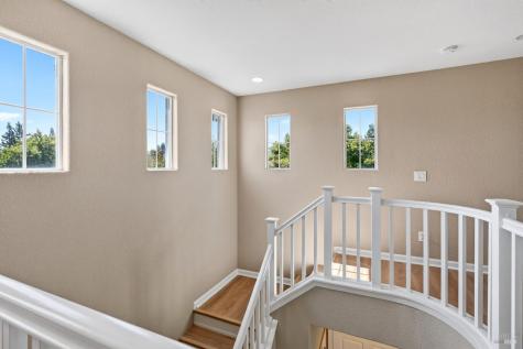 132 Decanter Circle Windsor CA 95492