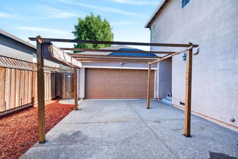132 Decanter Circle Windsor CA 95492