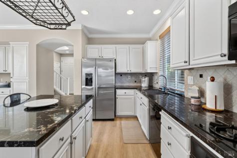 132 Decanter Circle Windsor CA 95492