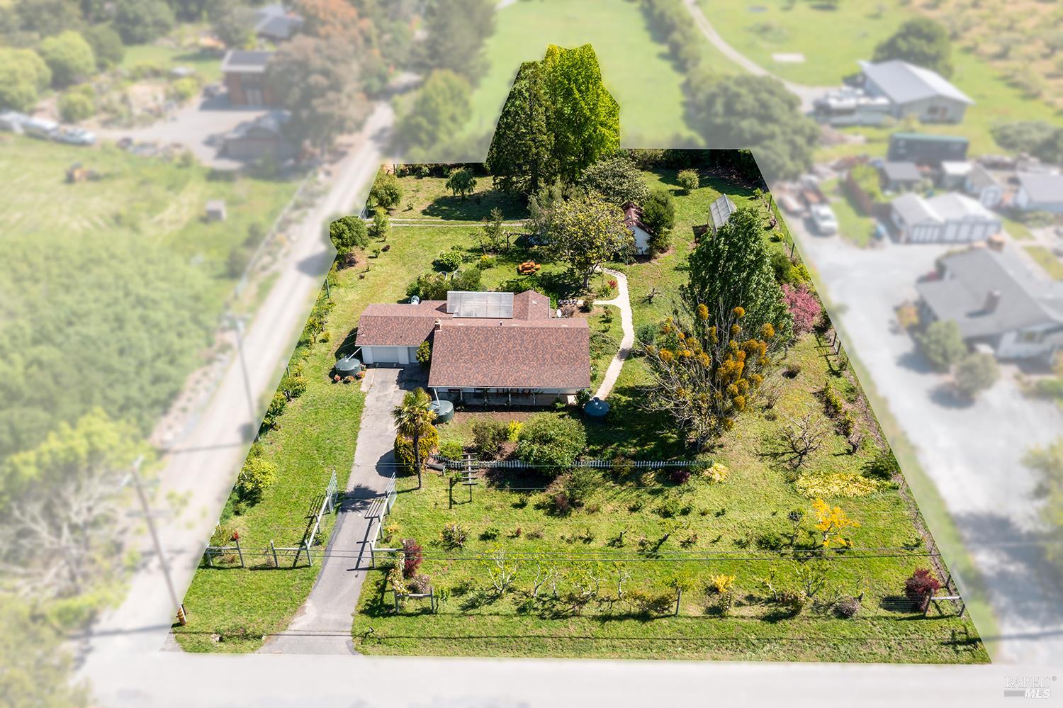 431 Sexton Road Sebastopol CA 95472