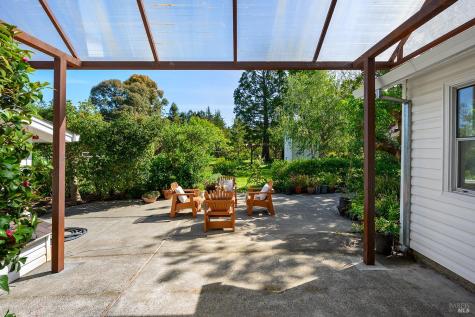 431 Sexton Road Sebastopol CA 95472