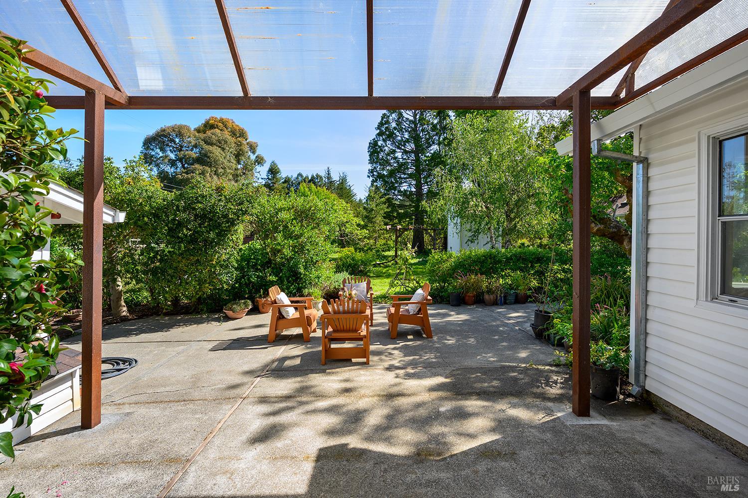431 Sexton Road Sebastopol CA 95472