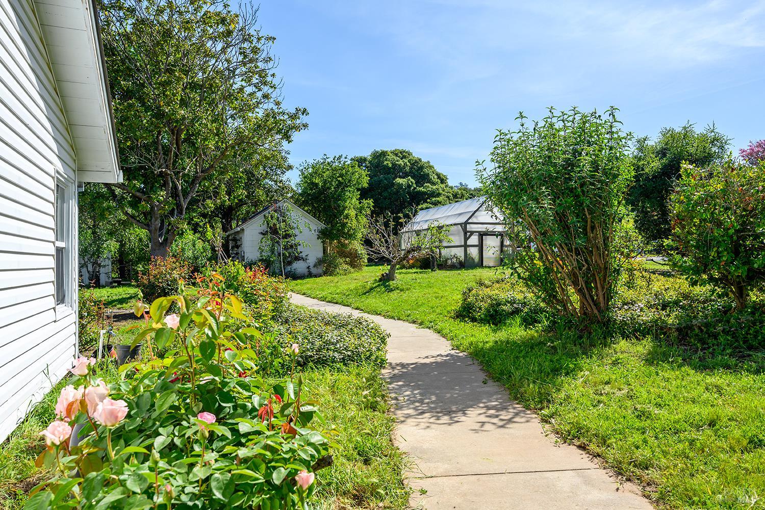 431 Sexton Road Sebastopol CA 95472