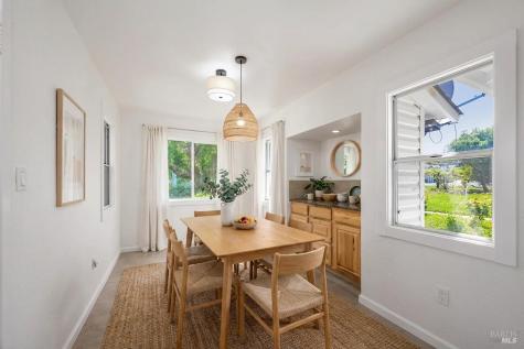 431 Sexton Road Sebastopol CA 95472