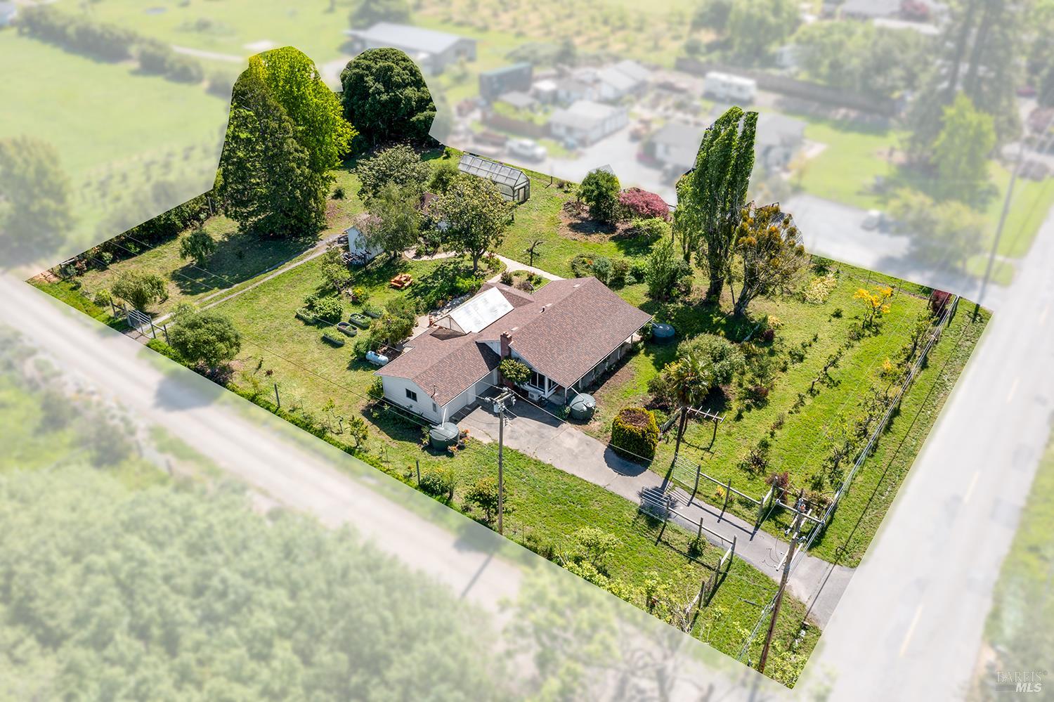 431 Sexton Road Sebastopol CA 95472