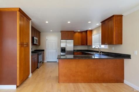 4558 Flores Avenue Rohnert Park CA 94928