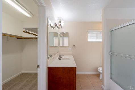 4558 Flores Avenue Rohnert Park CA 94928