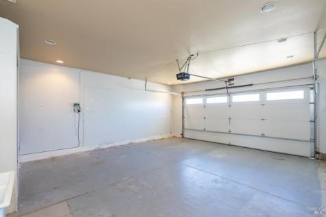4558 Flores Avenue Rohnert Park CA 94928