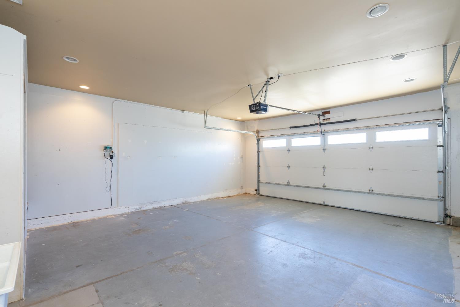 4558 Flores Avenue Rohnert Park CA 94928