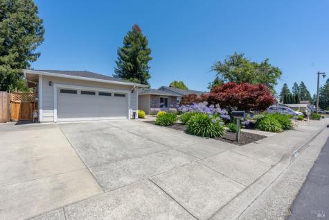 4558 Flores Avenue Rohnert Park CA 94928